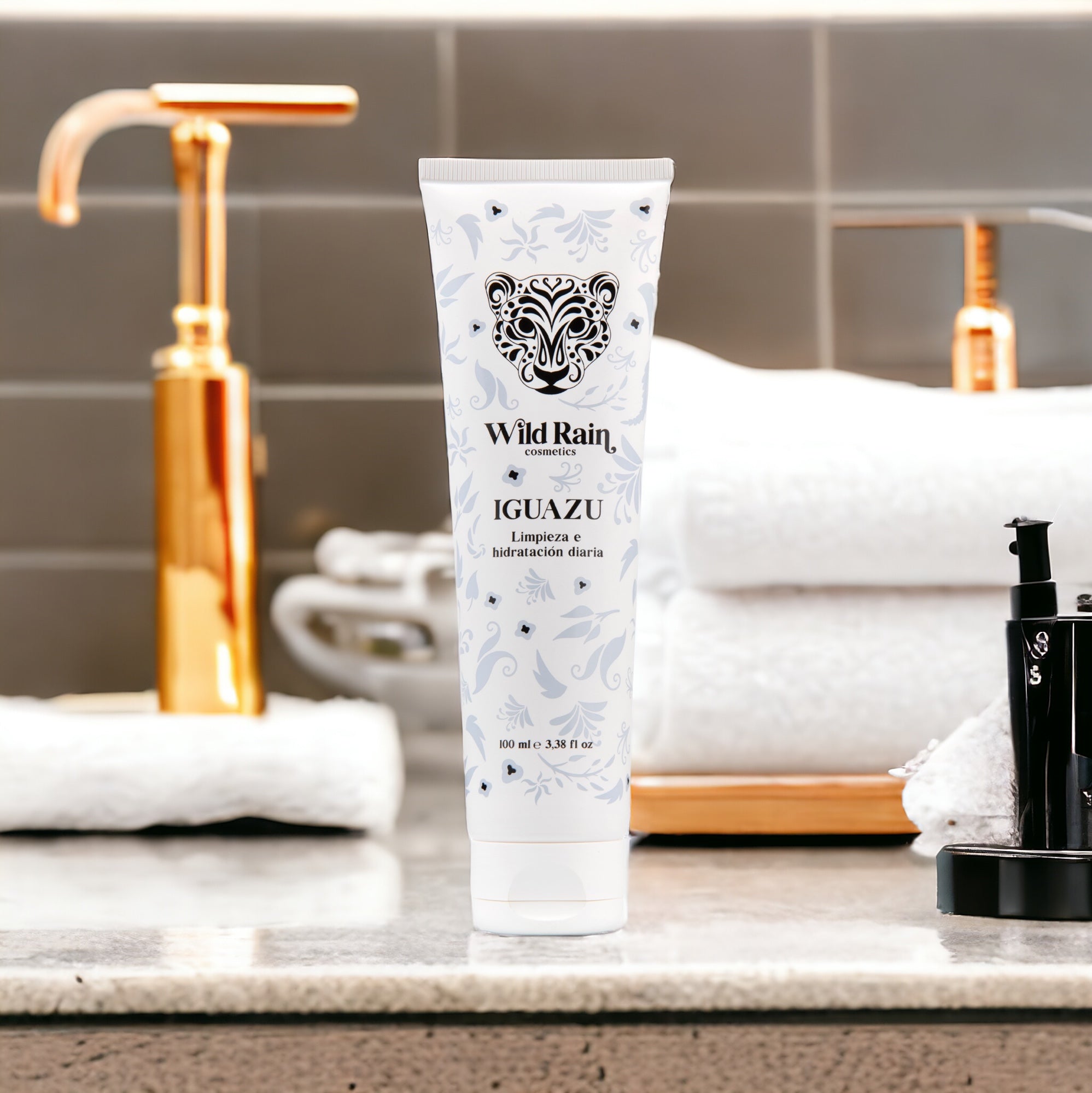 IGUAZÚ Anniversary Facial Cleansing Gel Cream