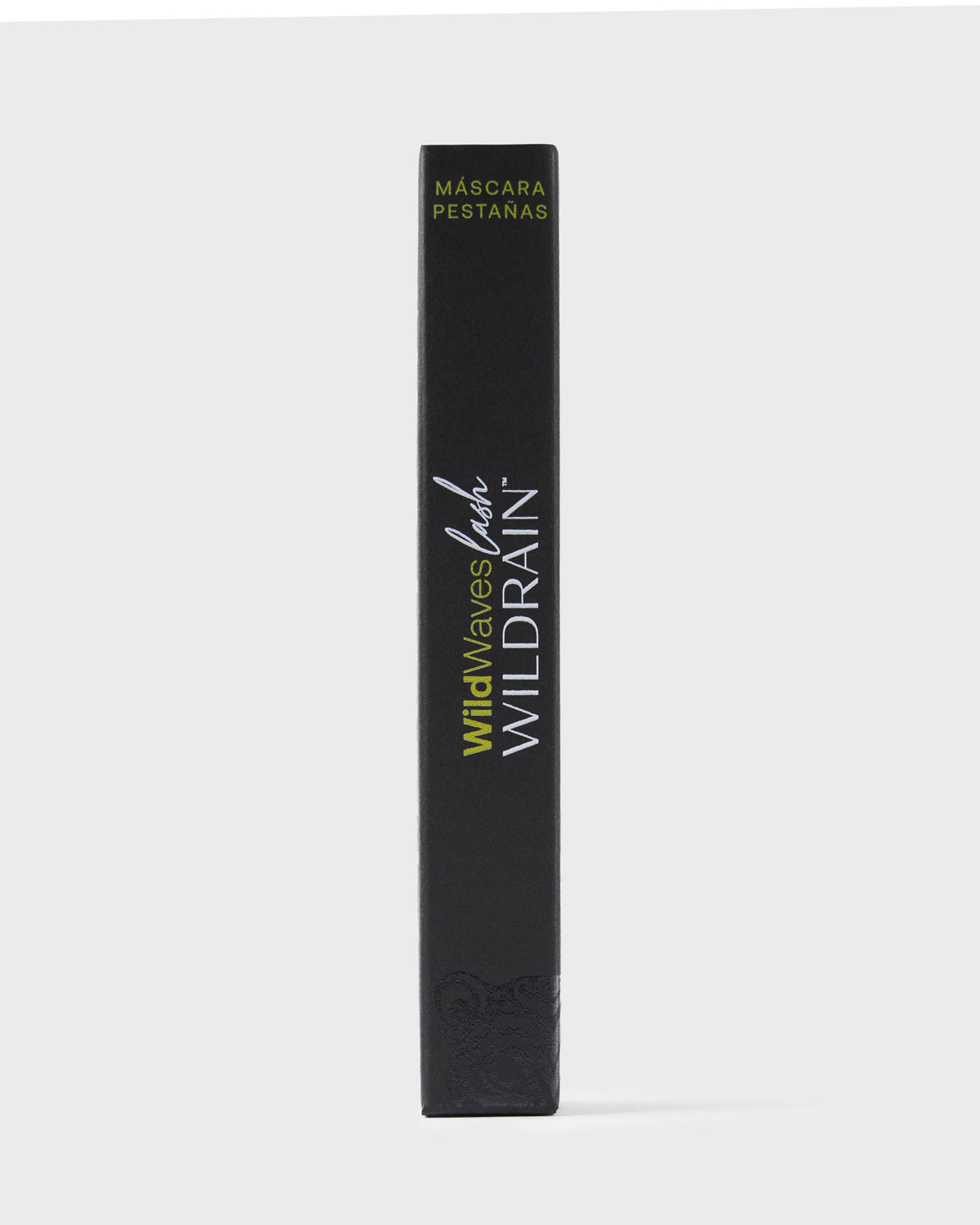 Máscara de pestañas negro intenso con tratamiento Wild Waves