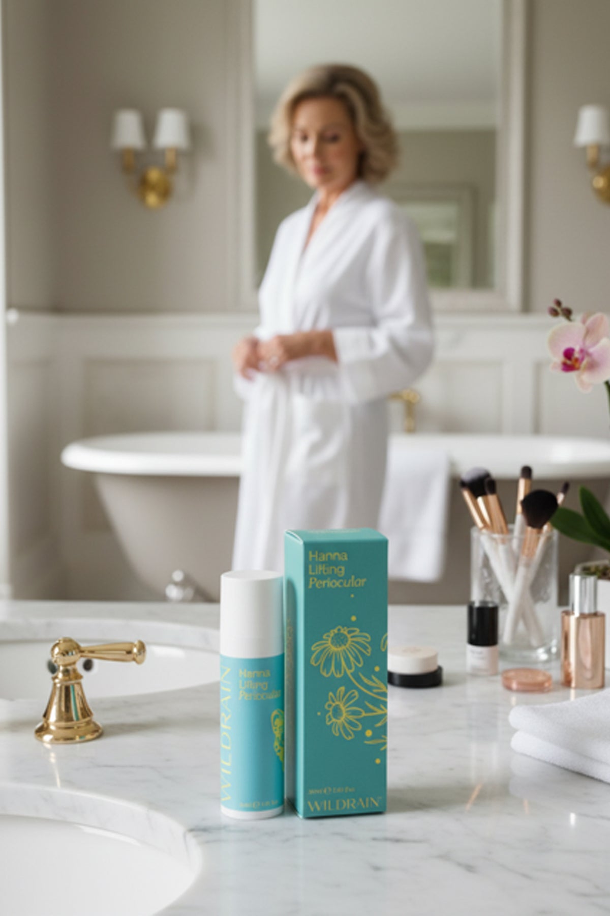 Contorno de Ojos Bolsas, Ojeras, Párpado Caído y Arrugas Hanna